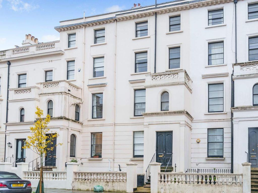 2 bed flat for sale in Bristol Gardens, London W9, £900,000 Zoopla