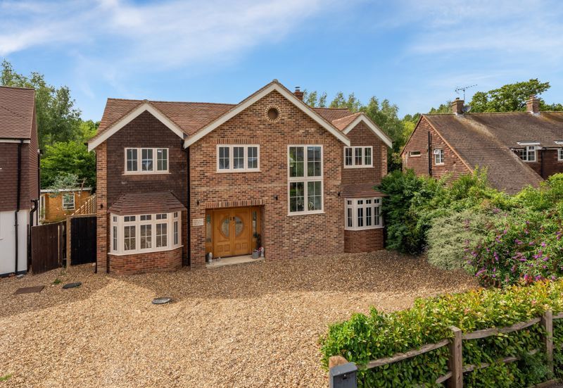 4 bed detached house for sale in Northcote Crescent, West Horsley