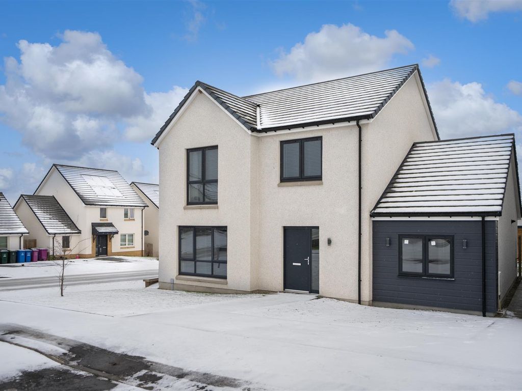 5 bed property for sale in Dunbar Close, Elgin IV30, £325,000 Zoopla