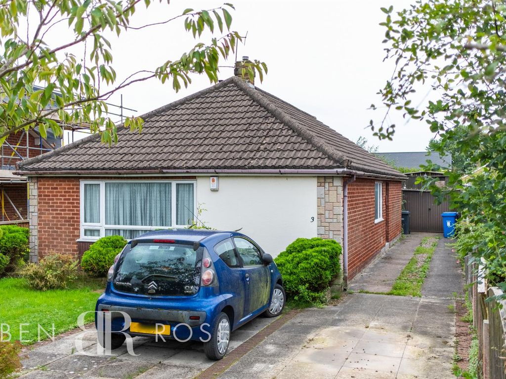 3 bed bungalow for sale in Caton Drive, ClaytonLeWoods, Chorley PR25
