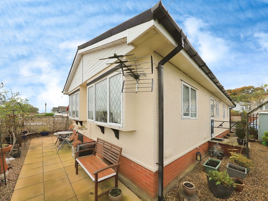 2 bed detached house for sale in Earls Ditton Lane, Hopton Wafers, Kidderminster DY14, £125,000