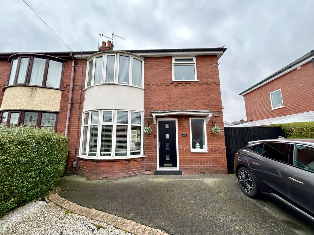 3 bed semidetached house for sale in Queensway, Preston PR2, £220,000