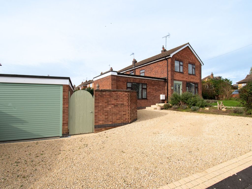 3 bed semidetached house for sale in Leybury Way, Scraptoft, Leicester