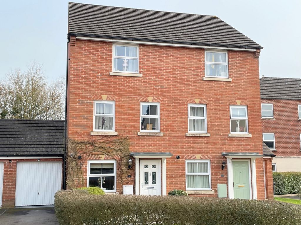 4 bed semidetached house for sale in Wincanton, Somerset BA9 Zoopla