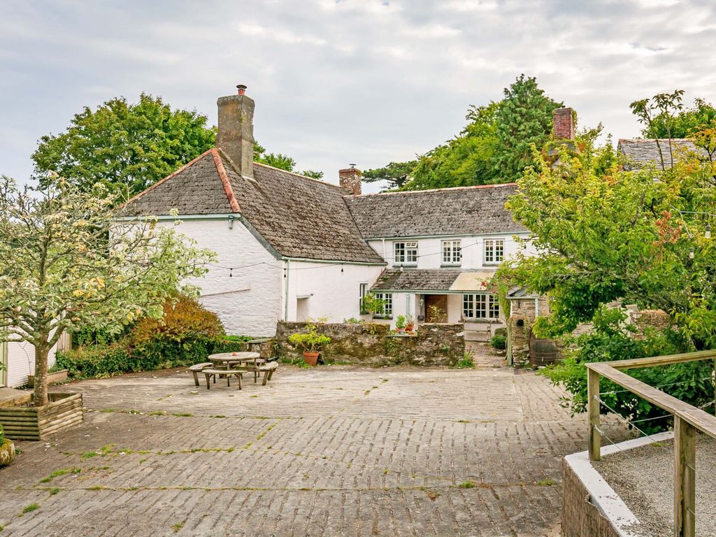 4 bed detached house for sale in Pelynt, Nr Polperro, Looe PL13, £