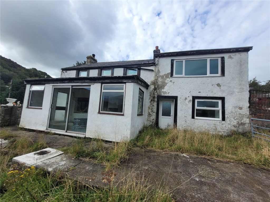 3 bed detached house for sale in Allt Goch, CwmYGlo, Caernarfon
