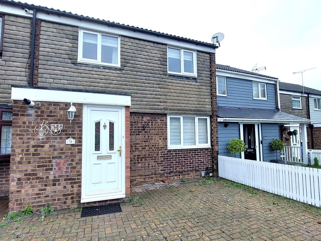 3 bed terraced house for sale in Mill Road, Aveley, South Ockendon RM15