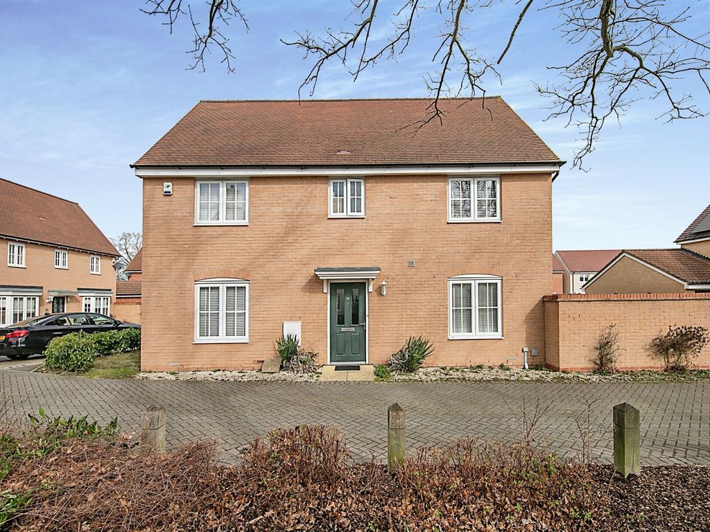 4 bed detached house for sale in Cinder Street, Colchester CO2 Zoopla