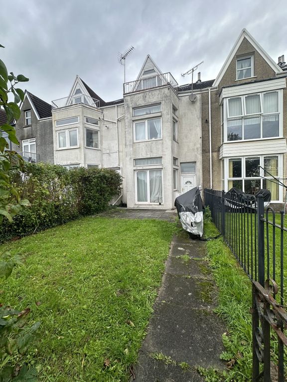 5 bed block of flats for sale in The Promenade, Mount Pleasant, Swansea