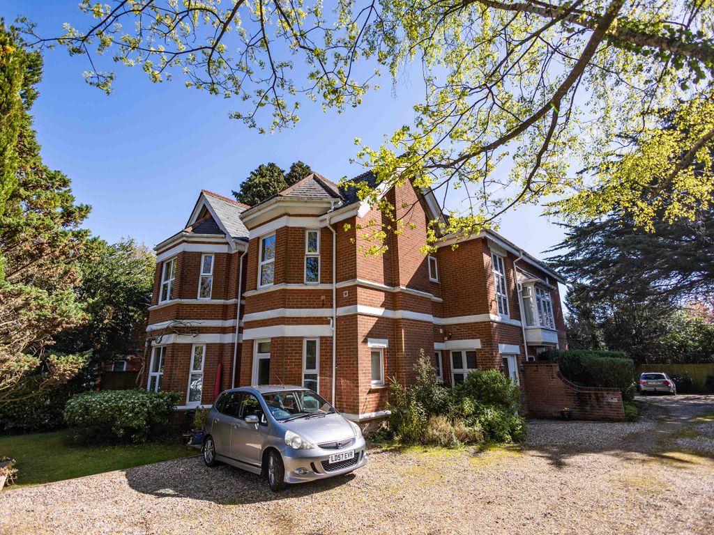 2 bed flat for sale in Wimborne Road, Bournemouth BH3 Zoopla