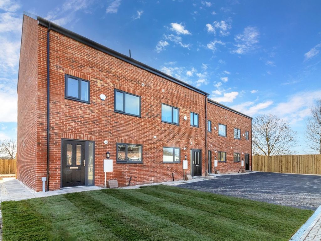 New home, 3 bed town house for sale in Wilson Street, Featherstone