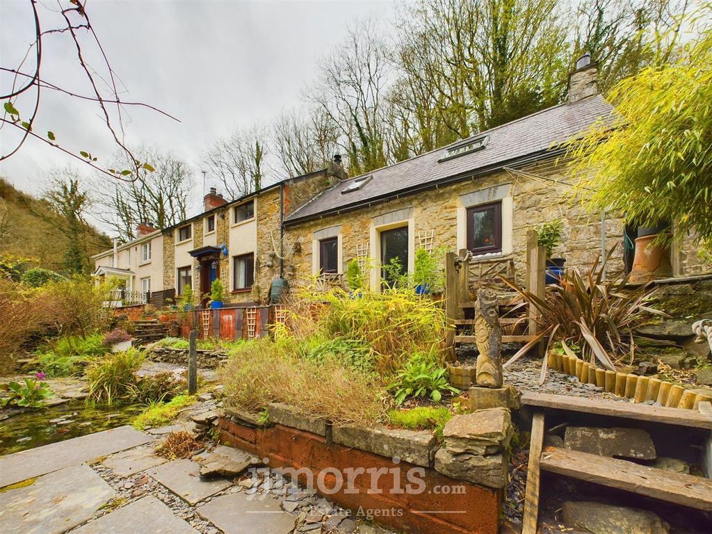 3 bed cottage for sale in St. Dogmaels, Cardigan SA43, £295,000 Zoopla