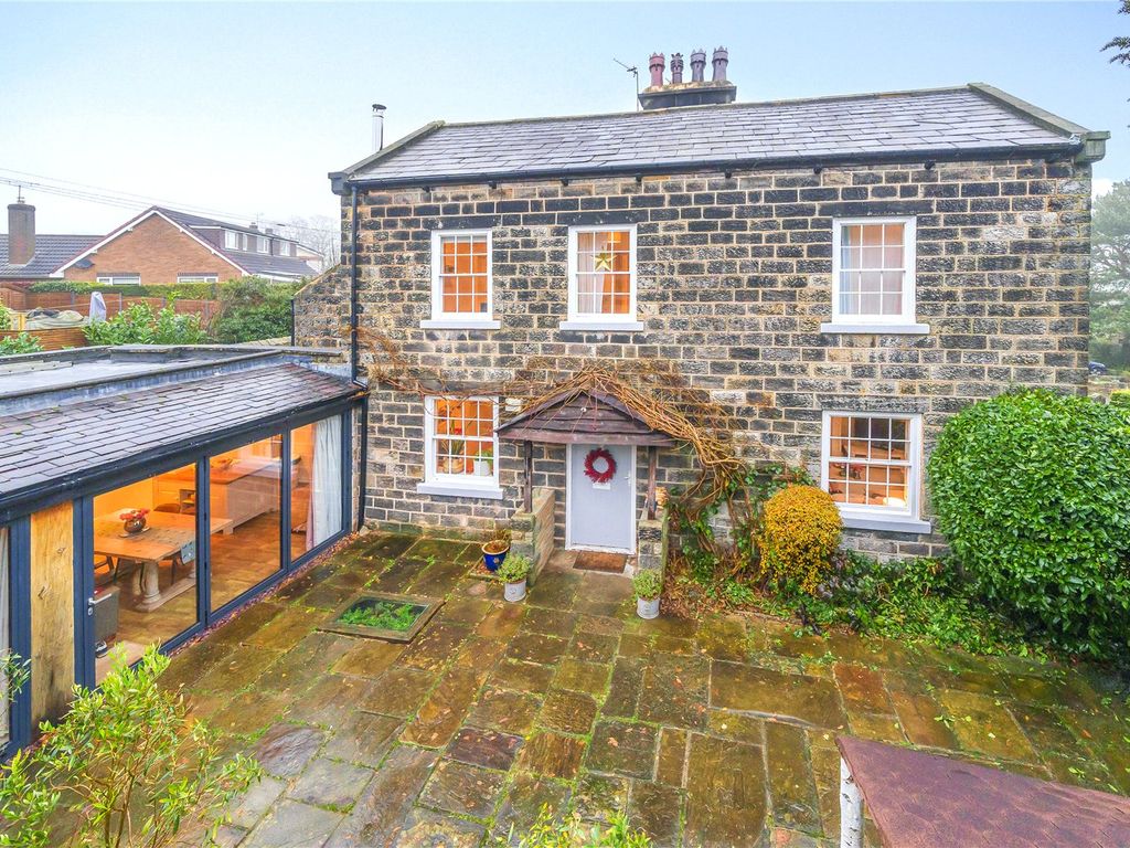 4 bed end terrace house for sale in Crofton Terrace, Leeds, West