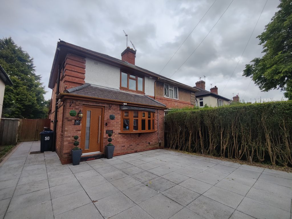 3 bed semidetached house to rent in Langstone Road, Birmingham B14, £