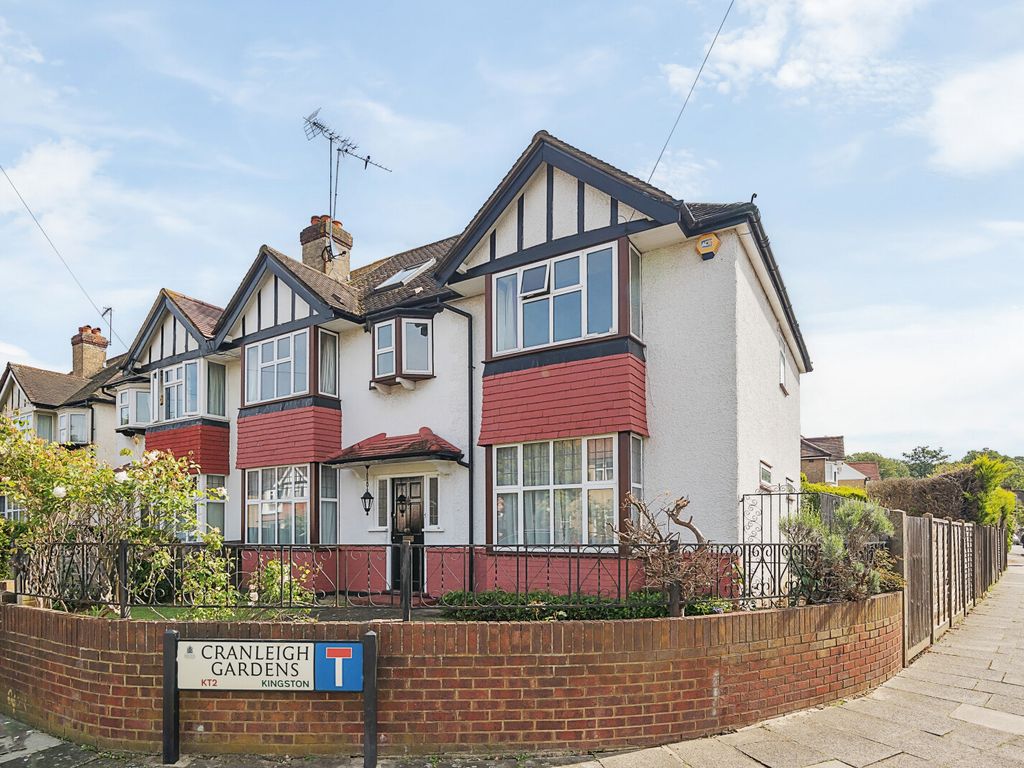 6 bed semidetached house for sale in Cranleigh Gardens, Kingston Upon