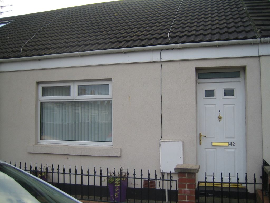 2 bed cottage to rent in Sheppard Terrace, Castletown, Sunderland SR5