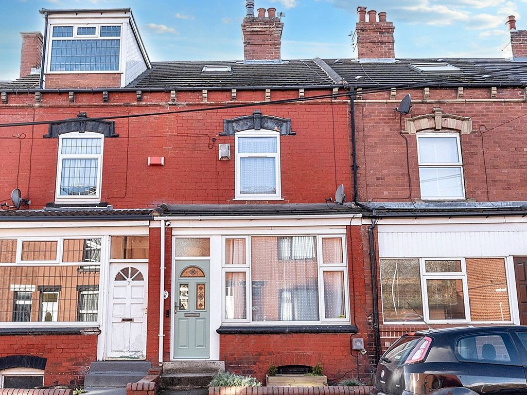 3 bed terraced house for sale in Helena Street, Kippax, Leeds LS25, £