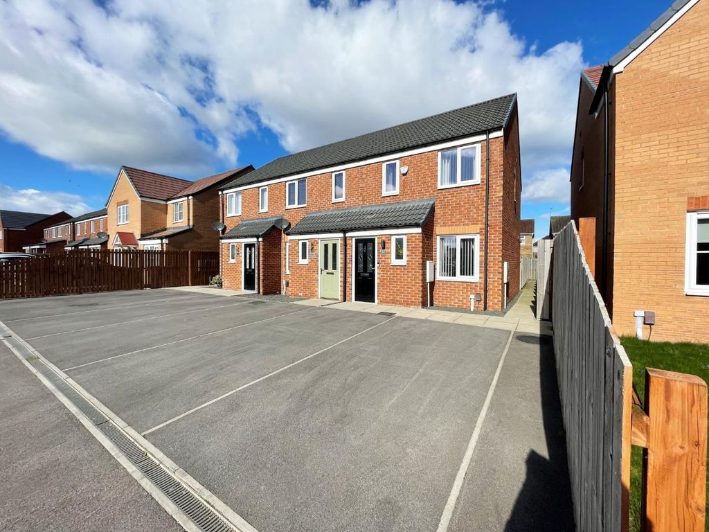 2 bed end terrace house for sale in Vickers Lane, Seaton Carew