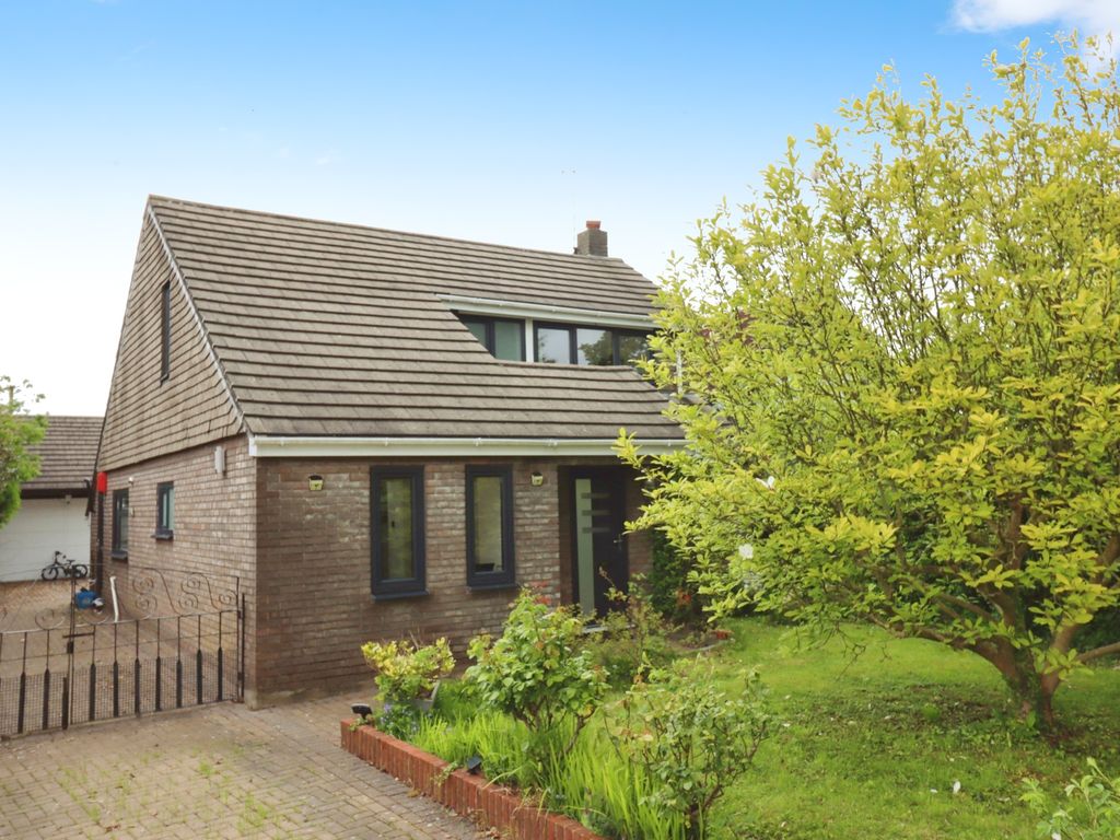 3 bed detached house for sale in Hortham Lane, Almondsbury, Bristol