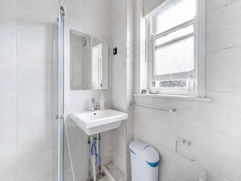 1 bed flat to rent in De Vere Gardens, High Street Kensington, London W8, £2,167 pcm Zoopla