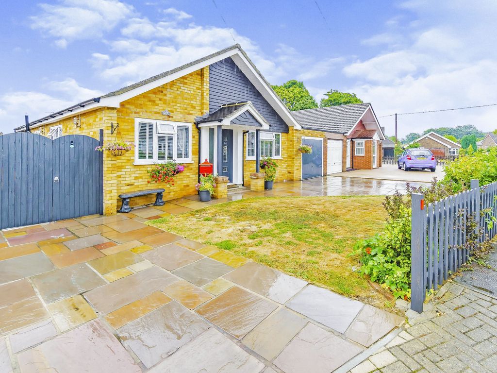3 bed bungalow for sale in Allenby Road, Biggin Hill, Westerham TN16