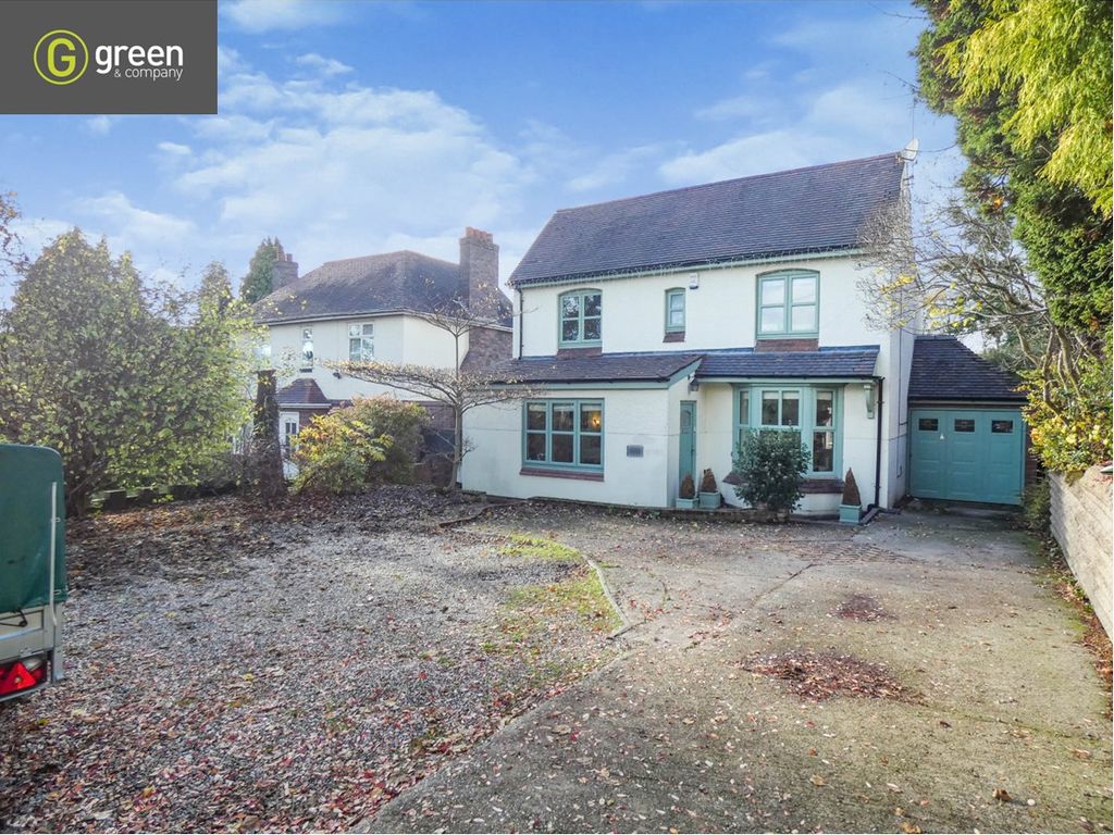 3 bed detached house for sale in Dosthill Road, Two Gates, Tamworth B77