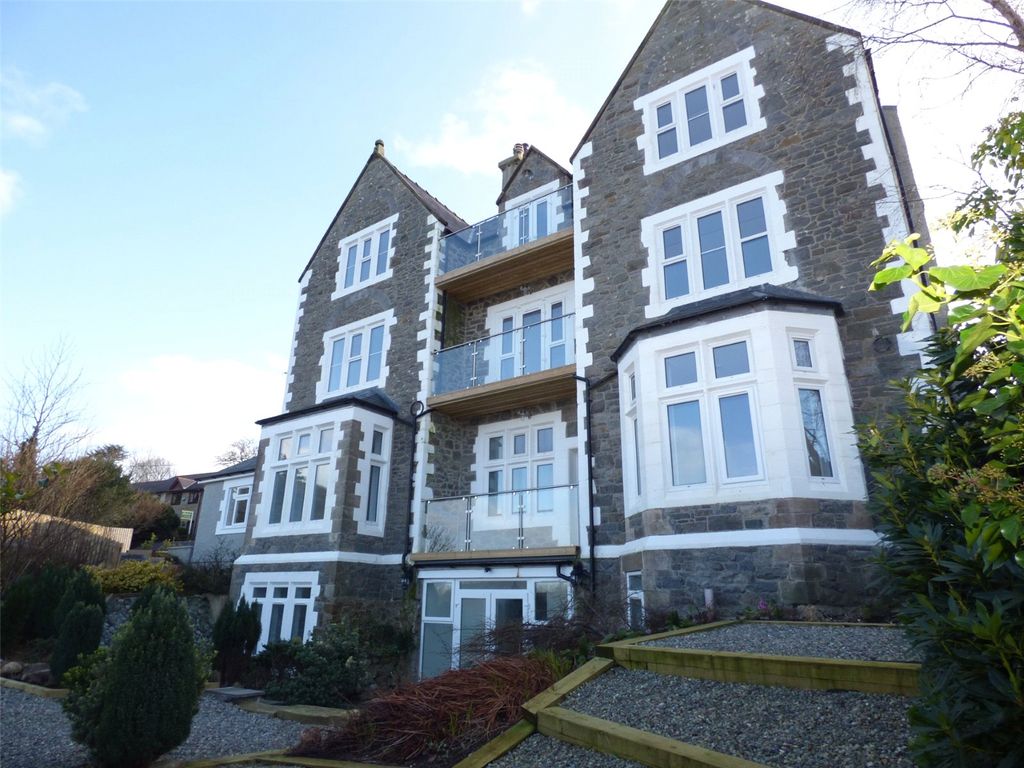 2 bed flat for sale in Y Felinheli, Gwynedd LL56 Zoopla