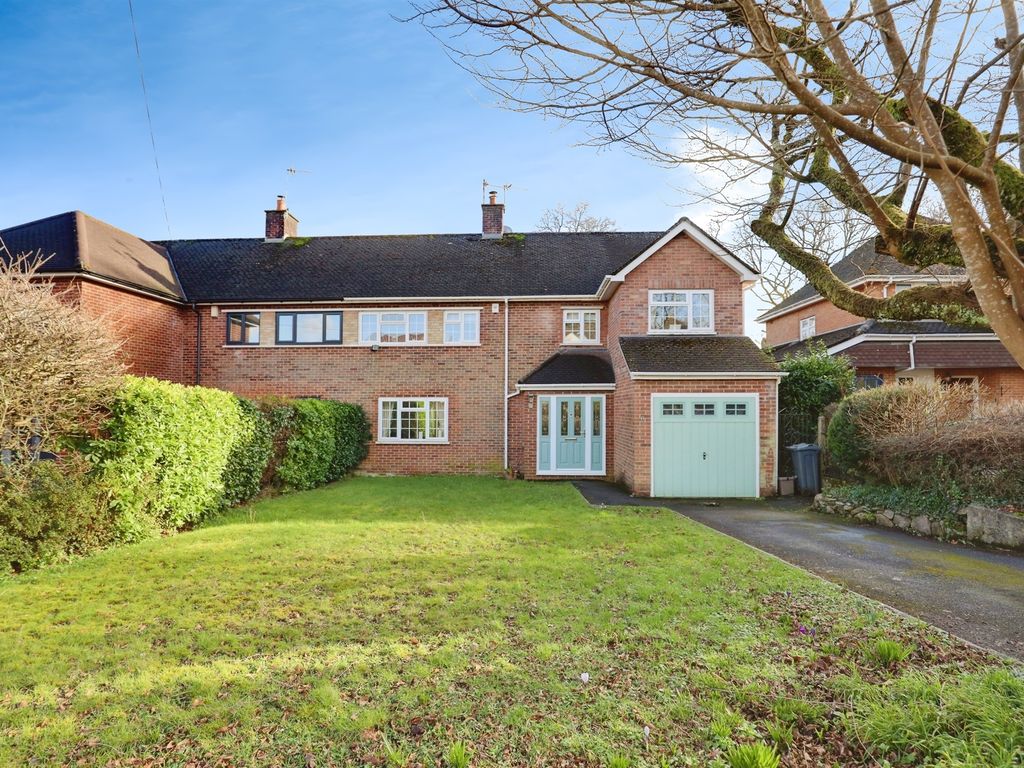 4 bed semidetached house for sale in South Rise, Llanishen, Cardiff