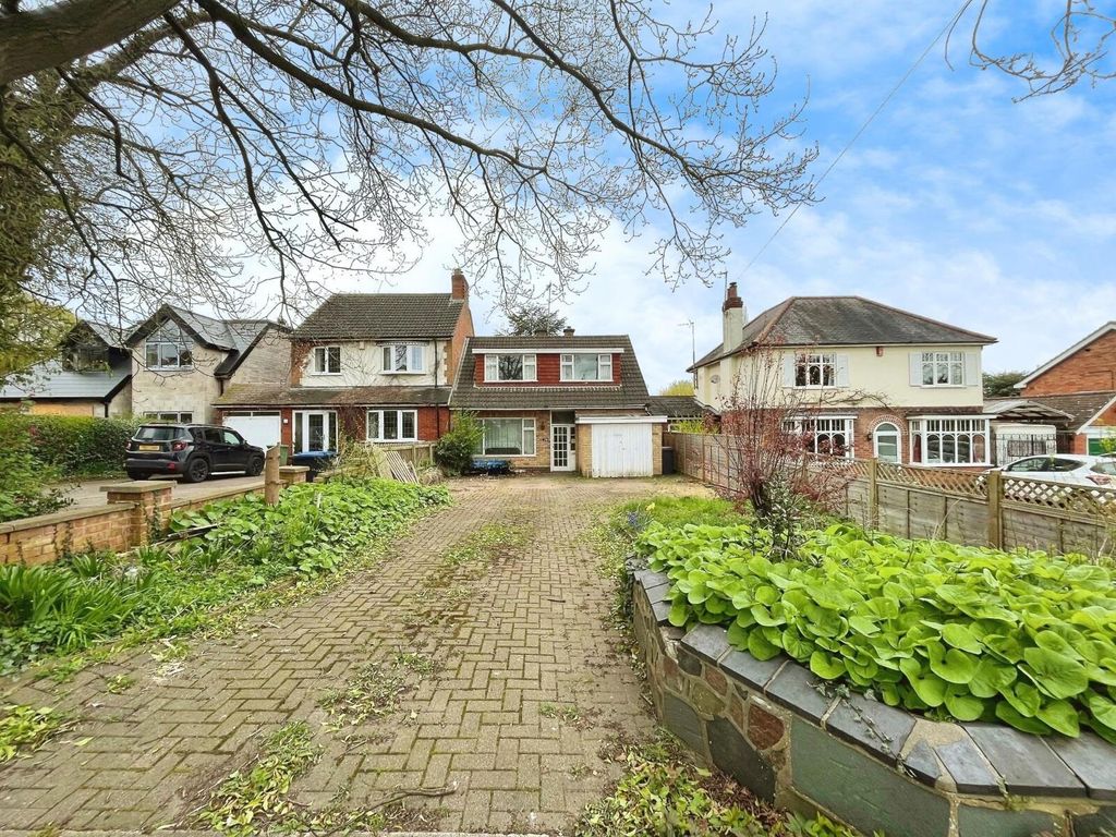 3 bed semidetached house for sale in Station Road, Thurnby, Leicester