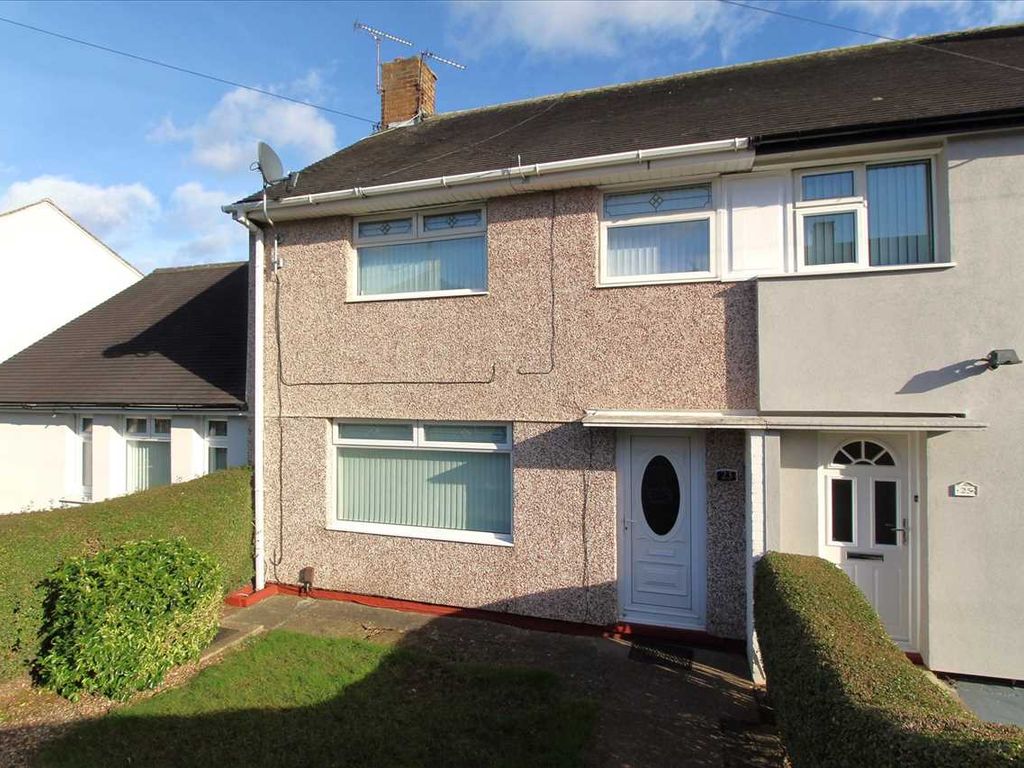 3 bed terraced house to rent in Highbank Drive, Clifton, Nottingham