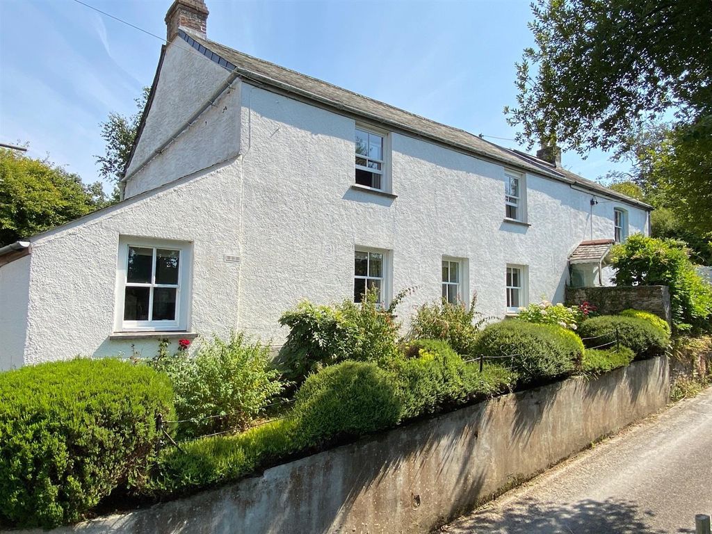 3 bed property for sale in Fore Street, Lerryn, Lostwithiel PL22 Zoopla