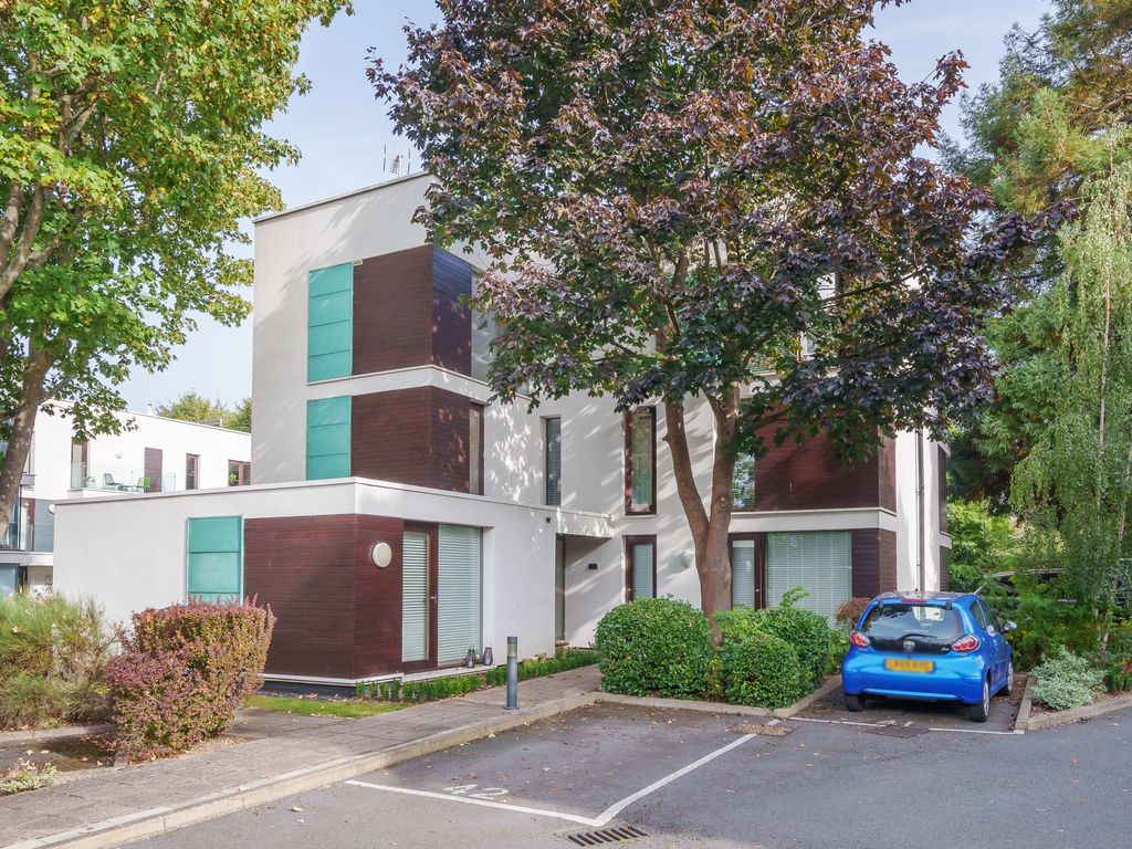 3 bed flat for sale in Rivermead Close, Teddington TW11, £965,000 Zoopla