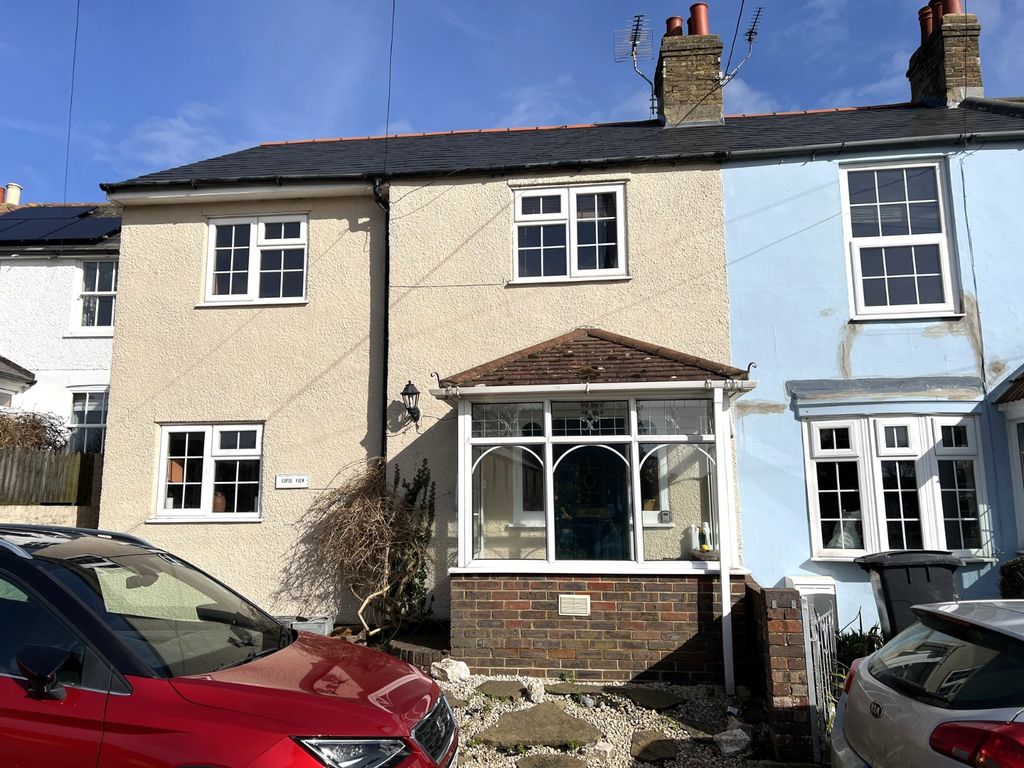 4 bed end terrace house for sale in Cherry Lane, Great Mongeham, Deal
