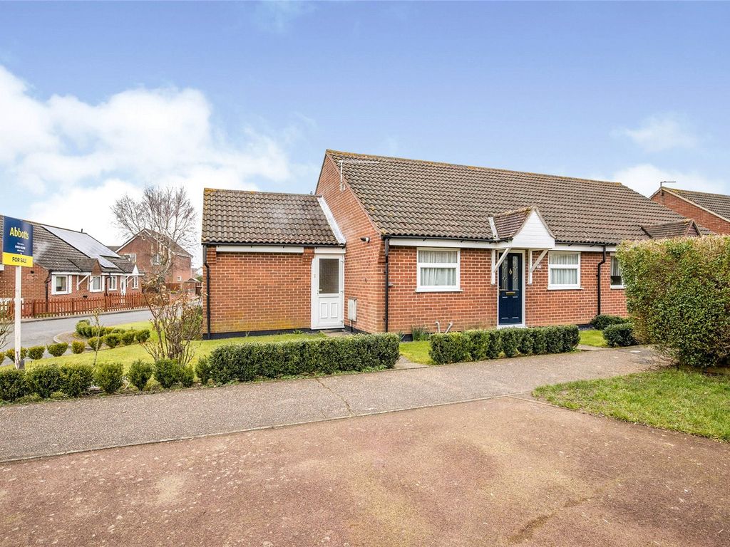 2 bed bungalow for sale in Sheffield Road, Wymondham, Norwich, Norfolk ...