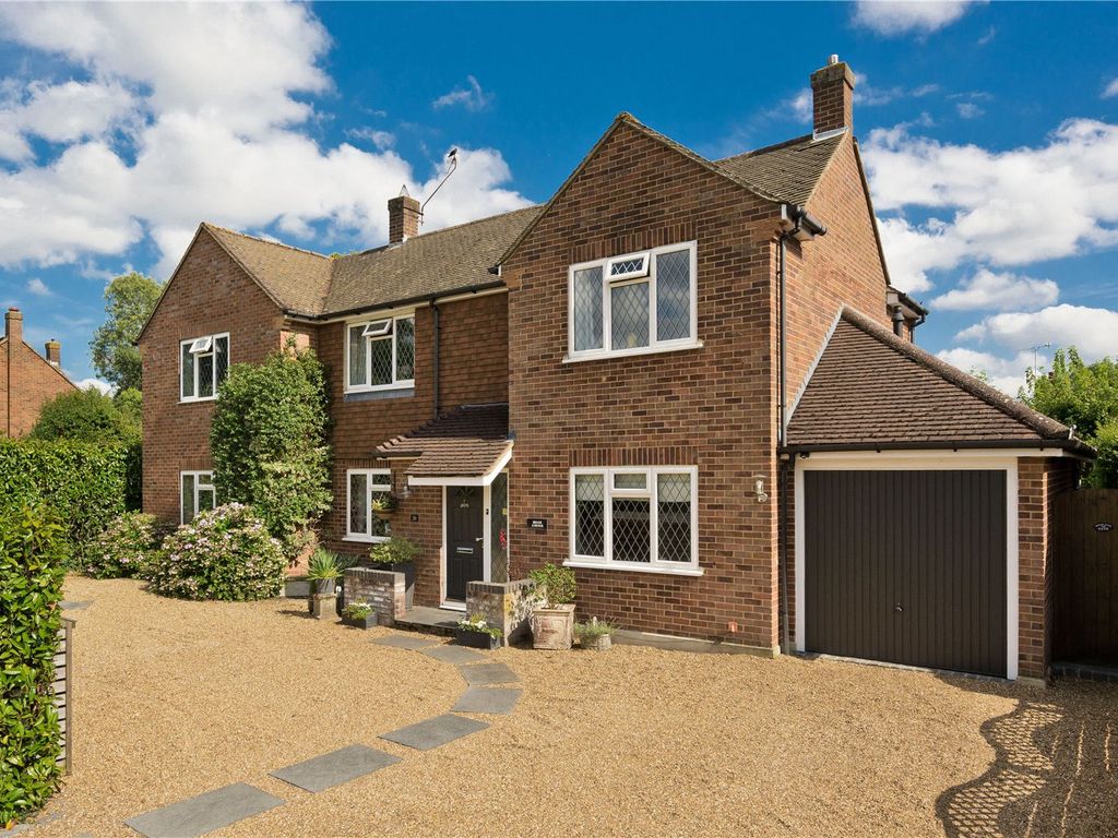 4 bed detached house for sale in Fellow Green Road, West End, Woking