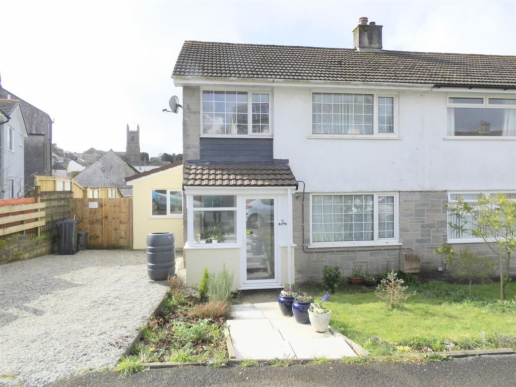 3 bed semidetached house for sale in Broadmead, Callington PL17, £