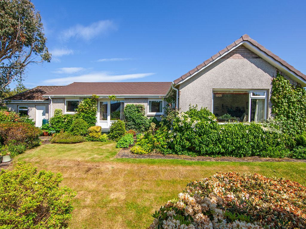 3 bed detached bungalow for sale in Ganavan Road, Oban PA34, £385,000
