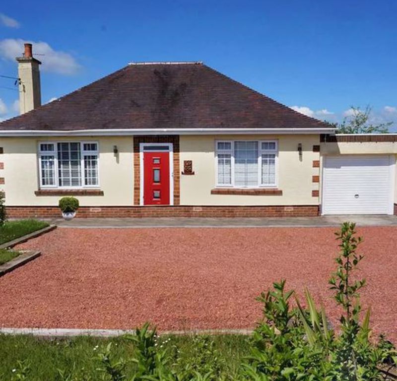 3 bed bungalow for sale in Cross Hands Road, Gorslas, Llanelli SA14, £