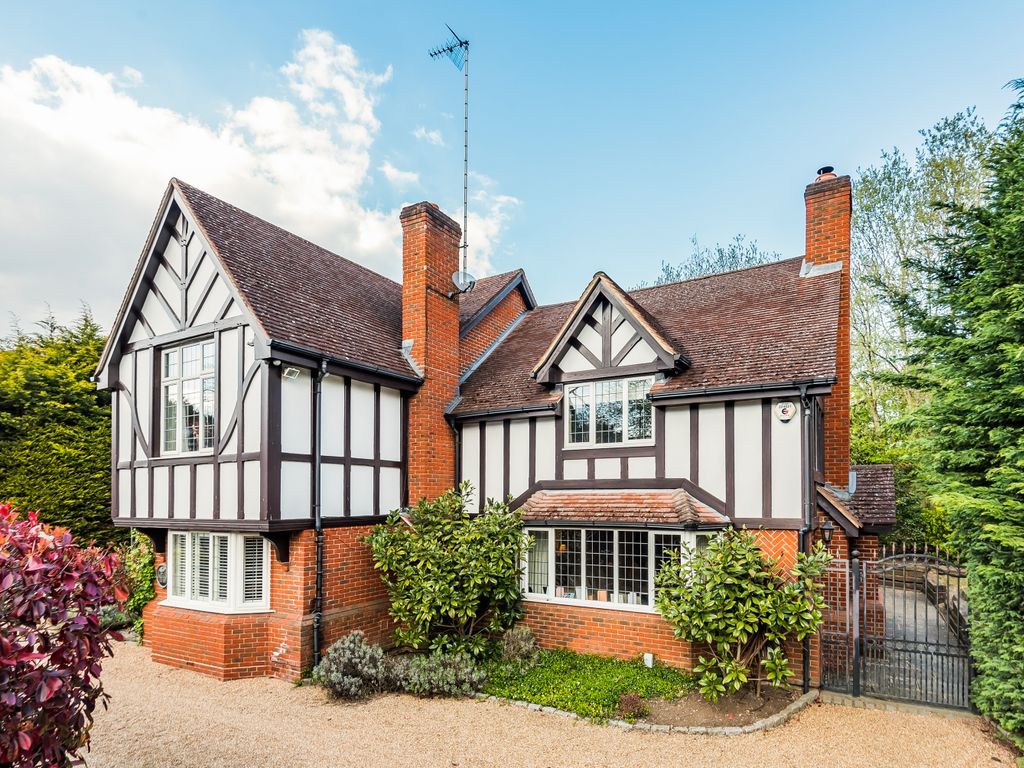 5 bed detached house for sale in Chislehurst Road, Bickley, Bromley BR7