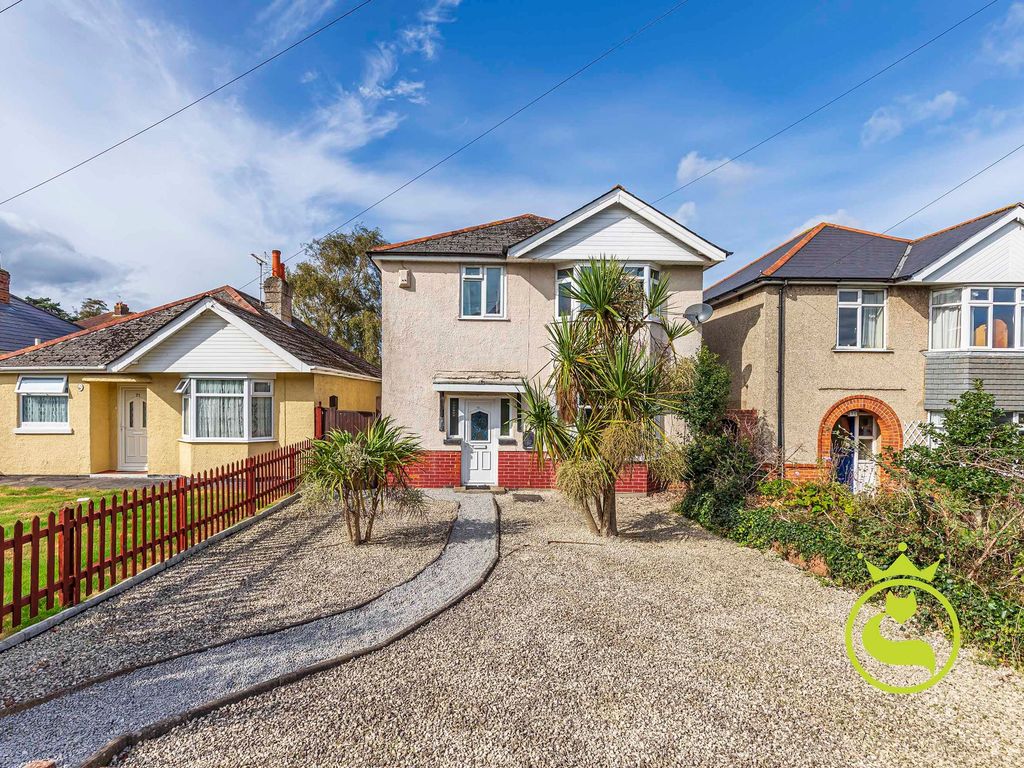 3 bed detached house for sale in Alder Road, Poole BH12, £375,000 Zoopla