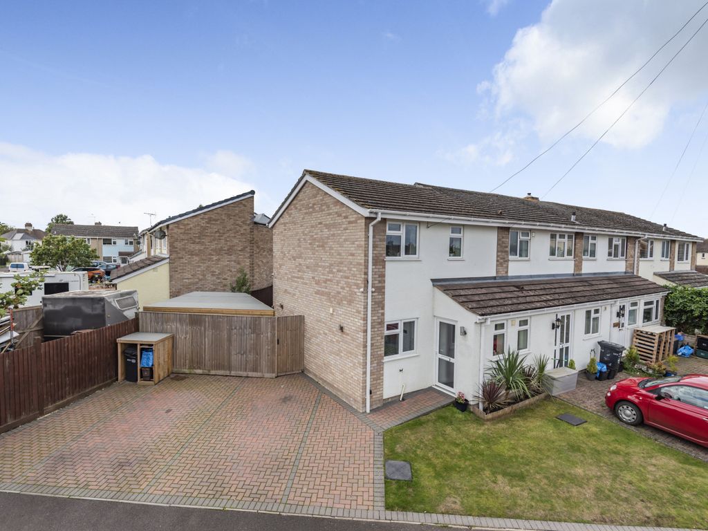 2 bed end terrace house for sale in Pennys Meade, Ilton, Ilminster