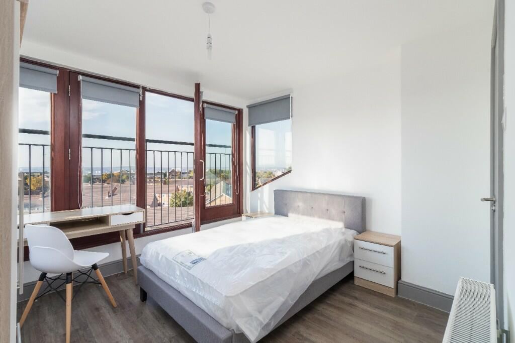 Room to rent in Price Street, Birkenhead CH41, £450 pcm Zoopla