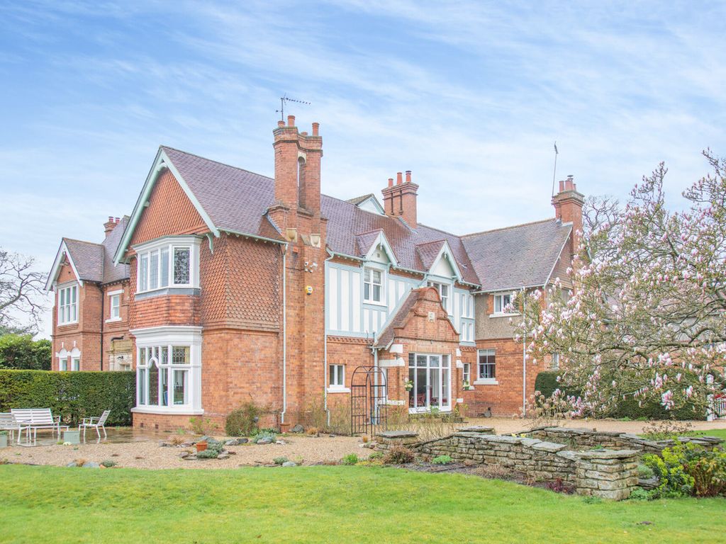 4 bed country house for sale in Rugby, Warwickshire CV22 Zoopla