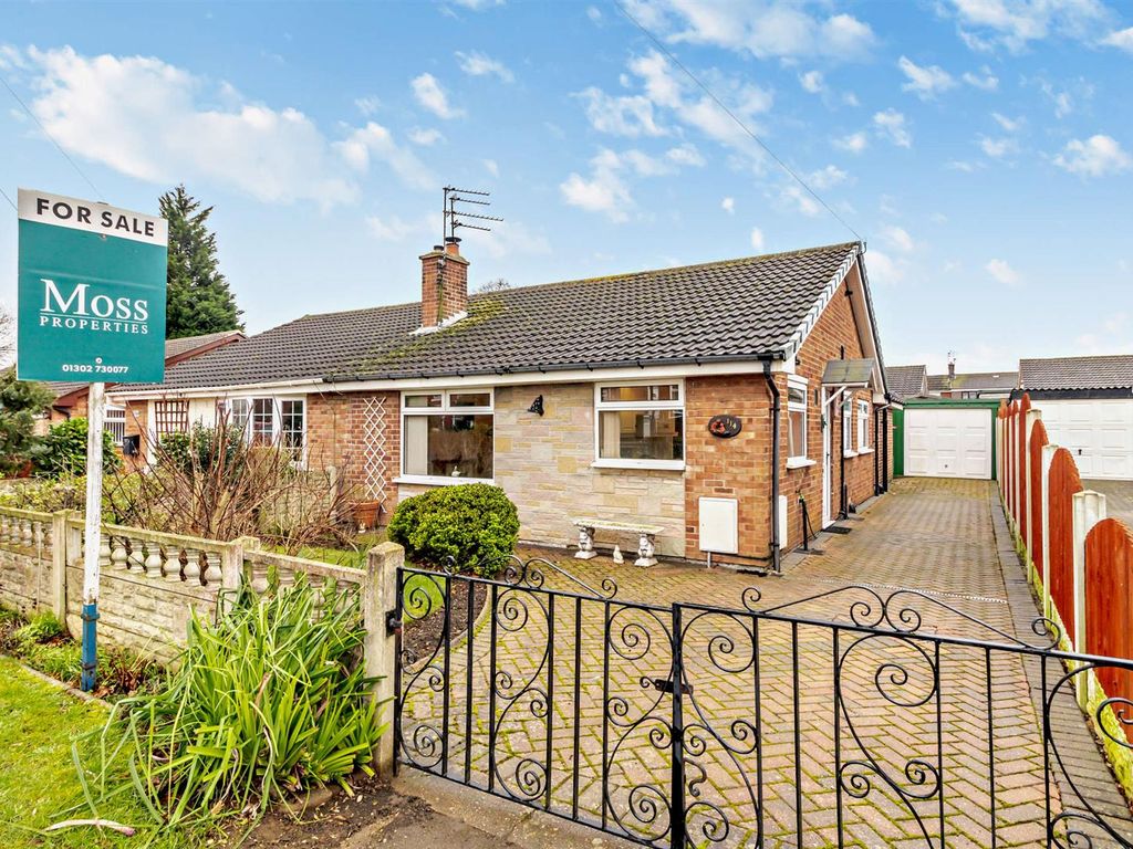 3 bed semidetached bungalow for sale in Nutwell Lane, Armthorpe