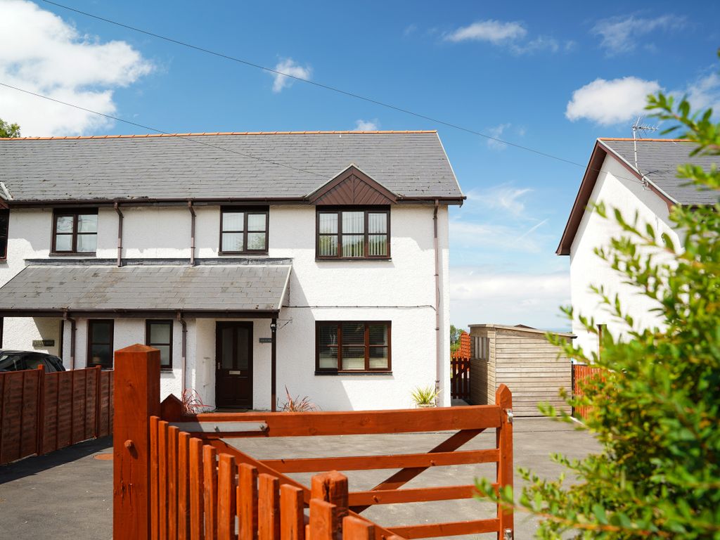 3 bed semidetached house for sale in Gweld Y Mor, Nebo, Llanon