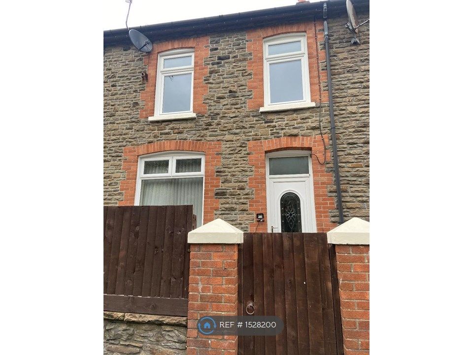 2 bed terraced house to rent in Penybryn Terrace, Pontllanfraith