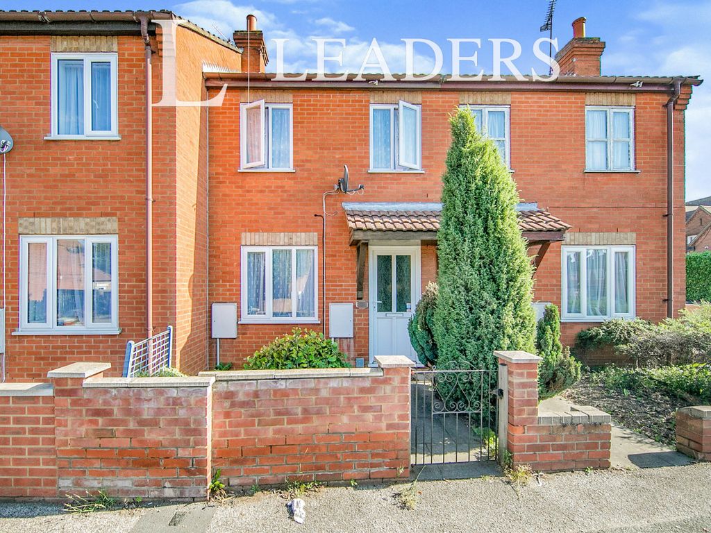 2 bed terraced house to rent in Bramford Lane, Ipswich IP1, £950 pcm