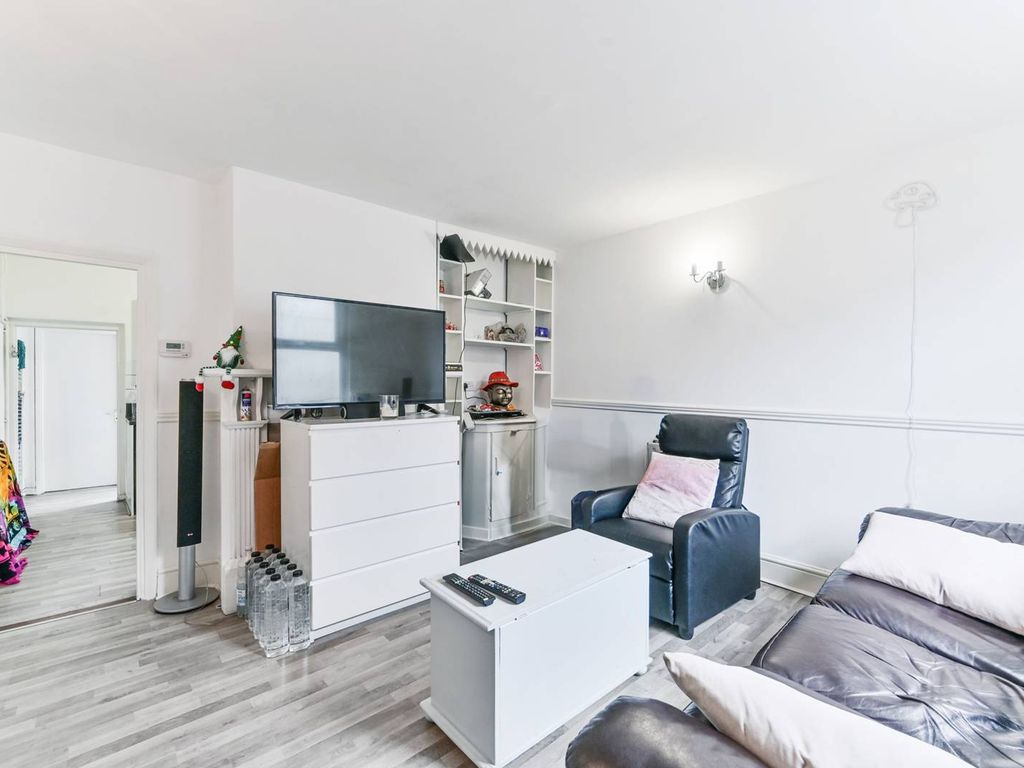 2 bed terraced house for sale in Fountain Road, Thornton Heath CR7, £