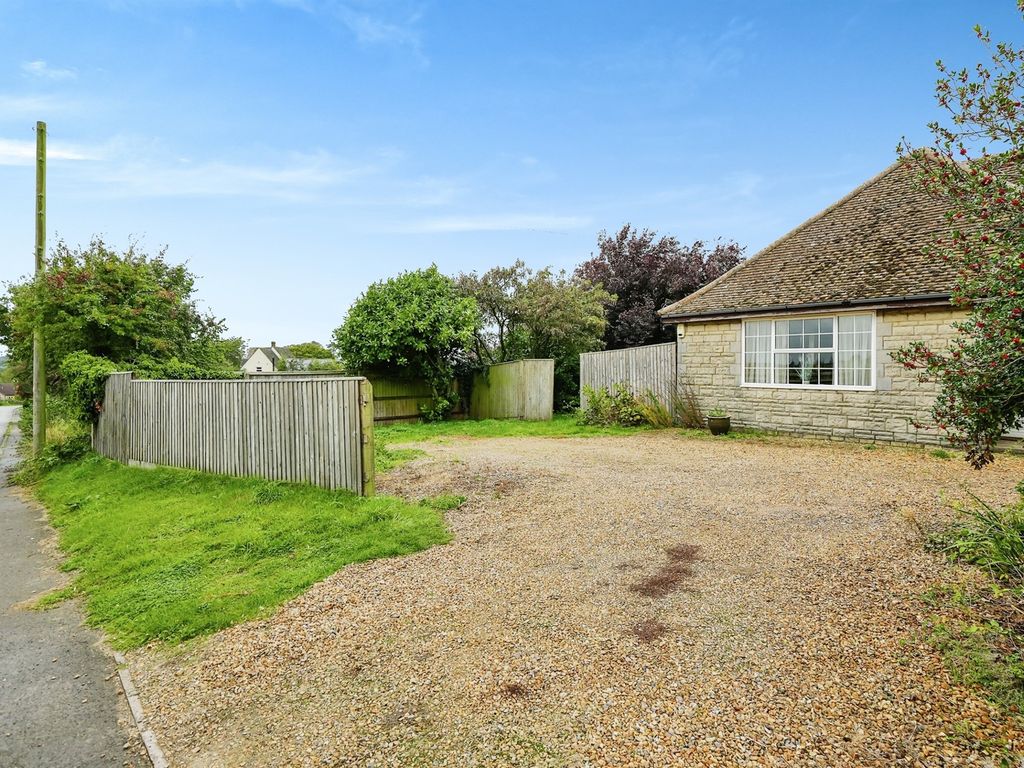 Land for sale in Camp Road, Upper Heyford, Bicester OX25, £375,000 Zoopla