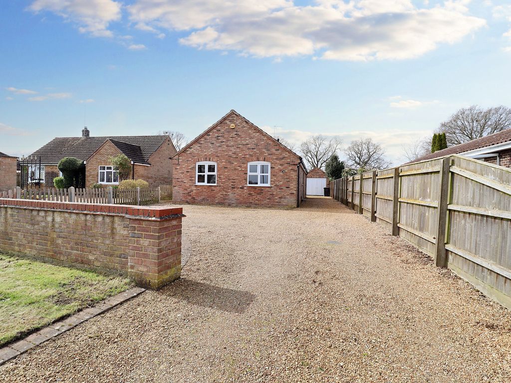3 bed detached bungalow for sale in Ashwicken Road, Pott Row, King's